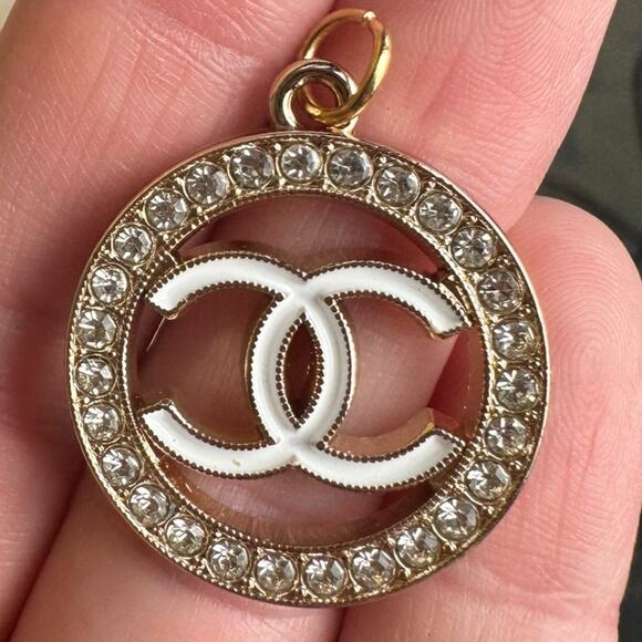 Chanel CC rhinestone white Jewelry Charm Zipper Pull Pendant Logo Designer y2k - Picture 1 of 2